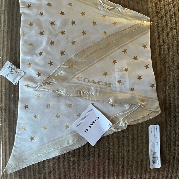 Coach Star Print Silk Diamond Scarf nwt in packaging - Picture 4 of 6